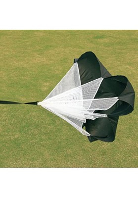 Juodas parašiutas  su baltu tinkleliu žolės fone